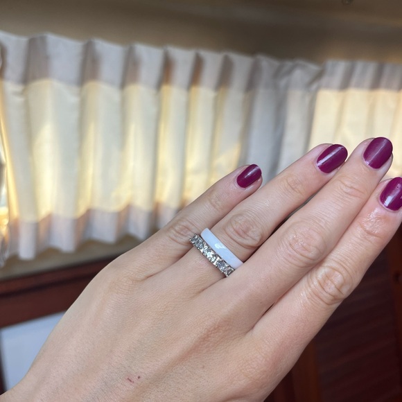 Kendall Jenner Ring Stack Eternity Ring and White Enamel Ring - Picture 11 of 12